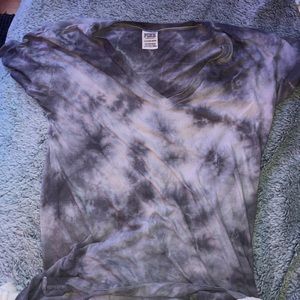 Size: Xs marbled PINK short sleeve shirt